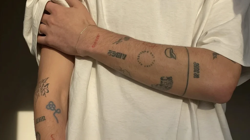 برخورد با تتو