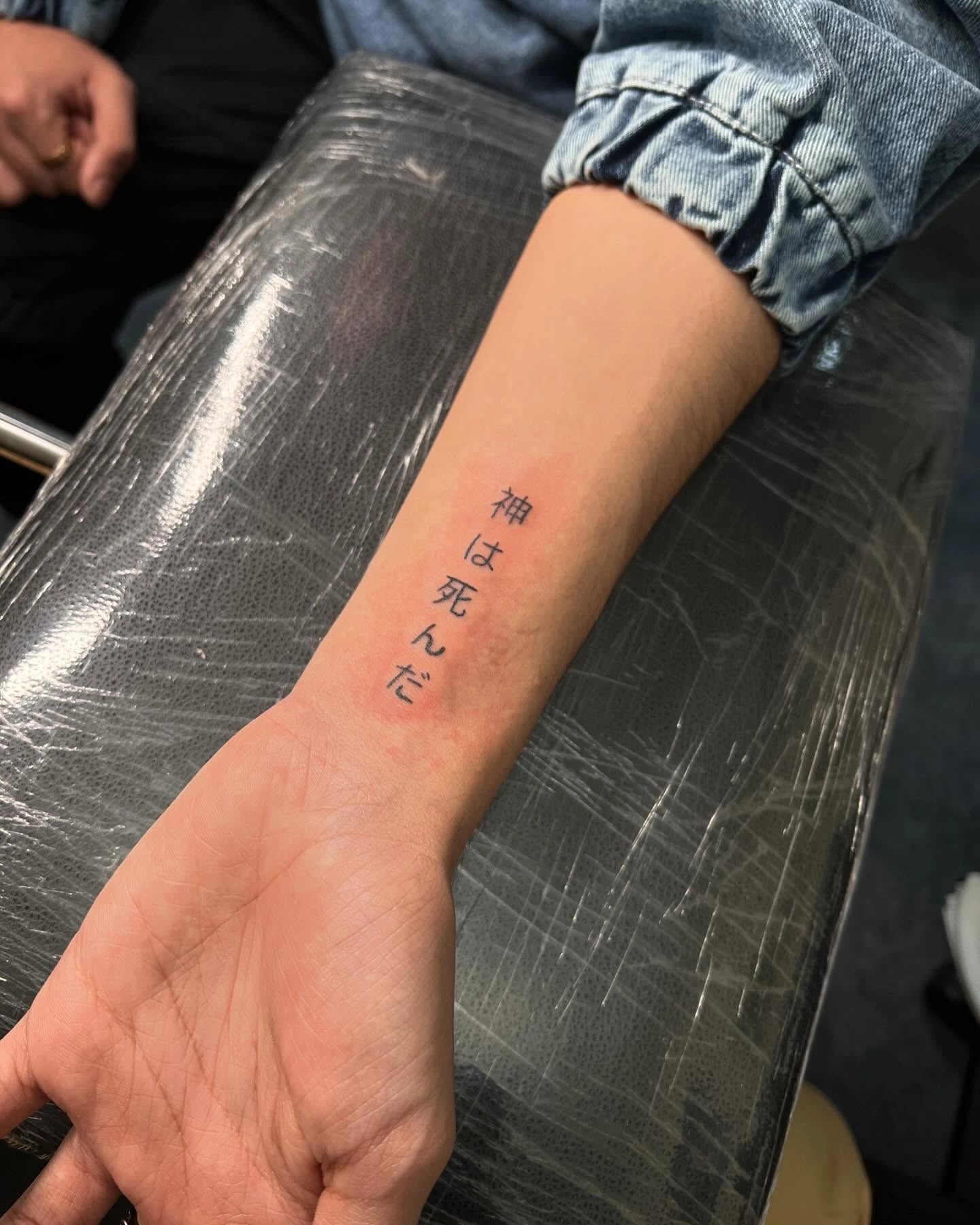 unes.ink_1712744445_3343065168278554844_702228382