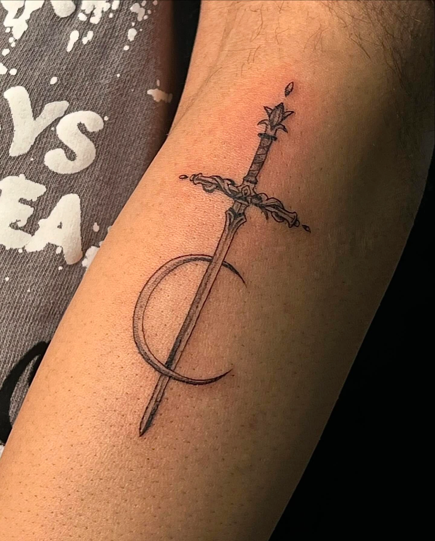 unes.ink_1713198519_3346874219148161080_702228382